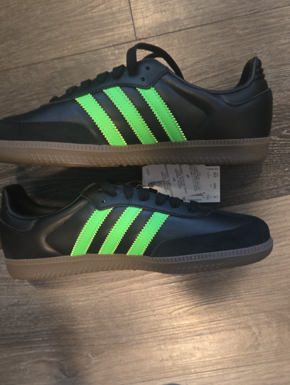 adidas Nwt Samba OG Black w/ Green Size 6 Youth - Picture 2 of 8